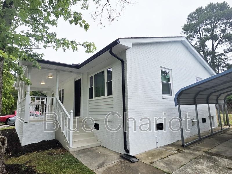 837 Waring St - Photo 7 of 29