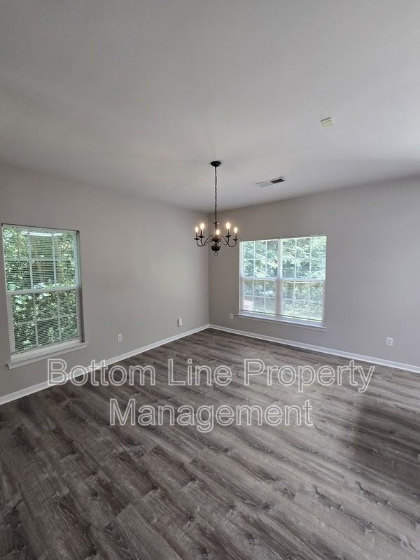 8630 Carolina Lily Ln - Photo 7 of 36