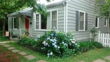 featured image of 6004 Piedmont Pl