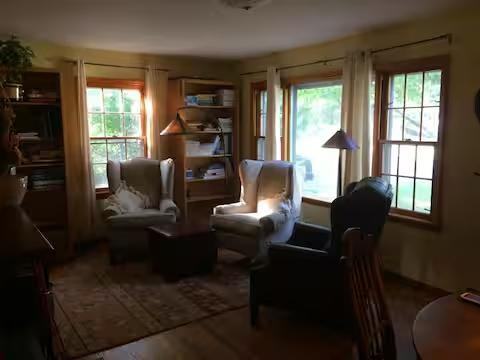 6004 Piedmont Pl - Photo 4 of 11