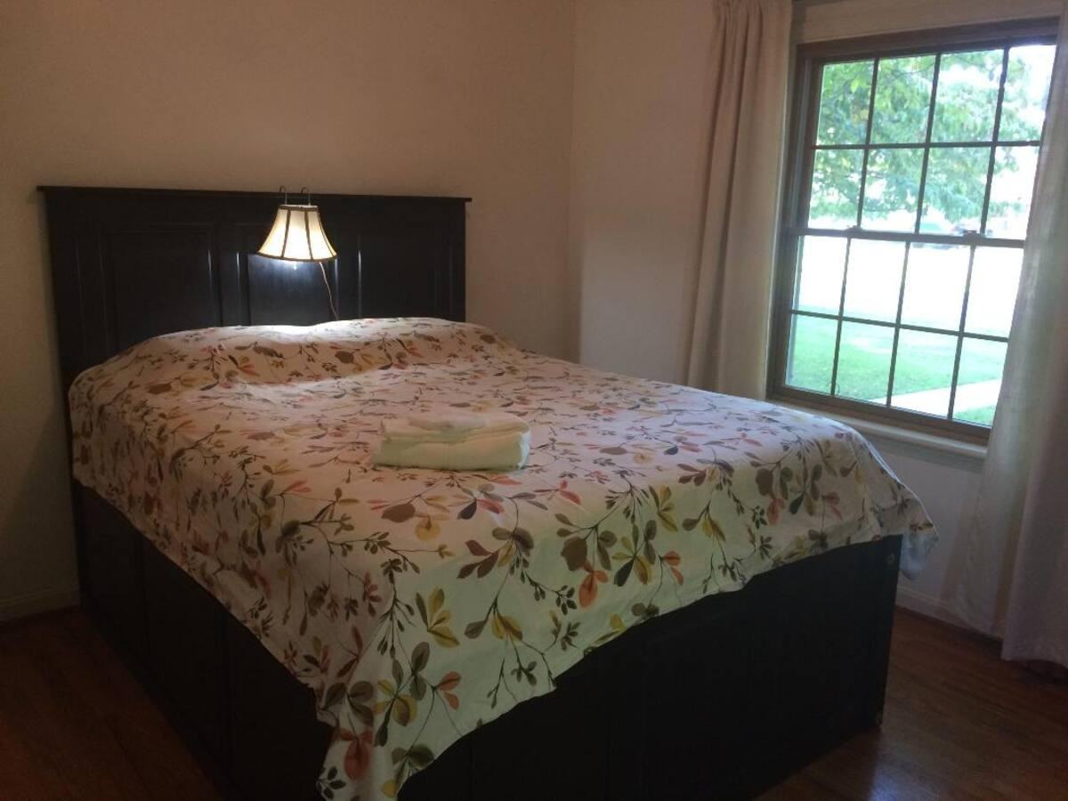6004 Piedmont Pl - Photo 5 of 11