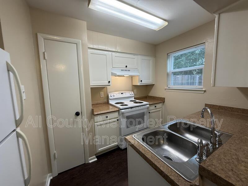 10450 E Northwest Hwy #103 - Photo 5 of 9