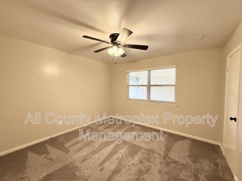 10450 E Northwest Hwy #103 - Photo 6 of 9