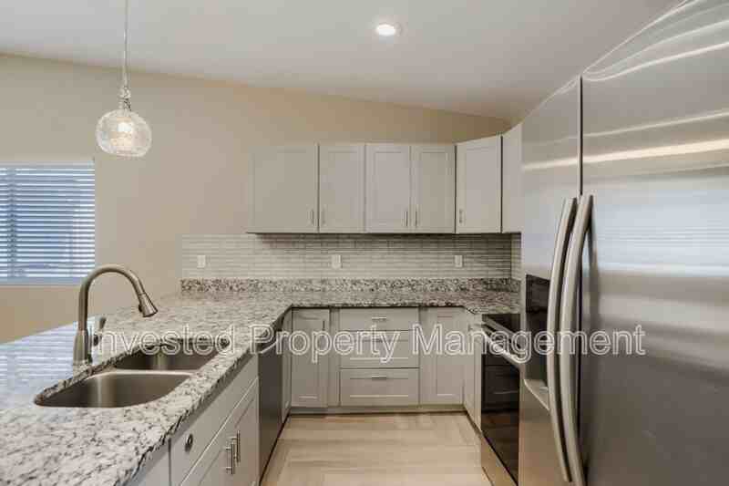 6822 Niagara St - Photo 7 of 19