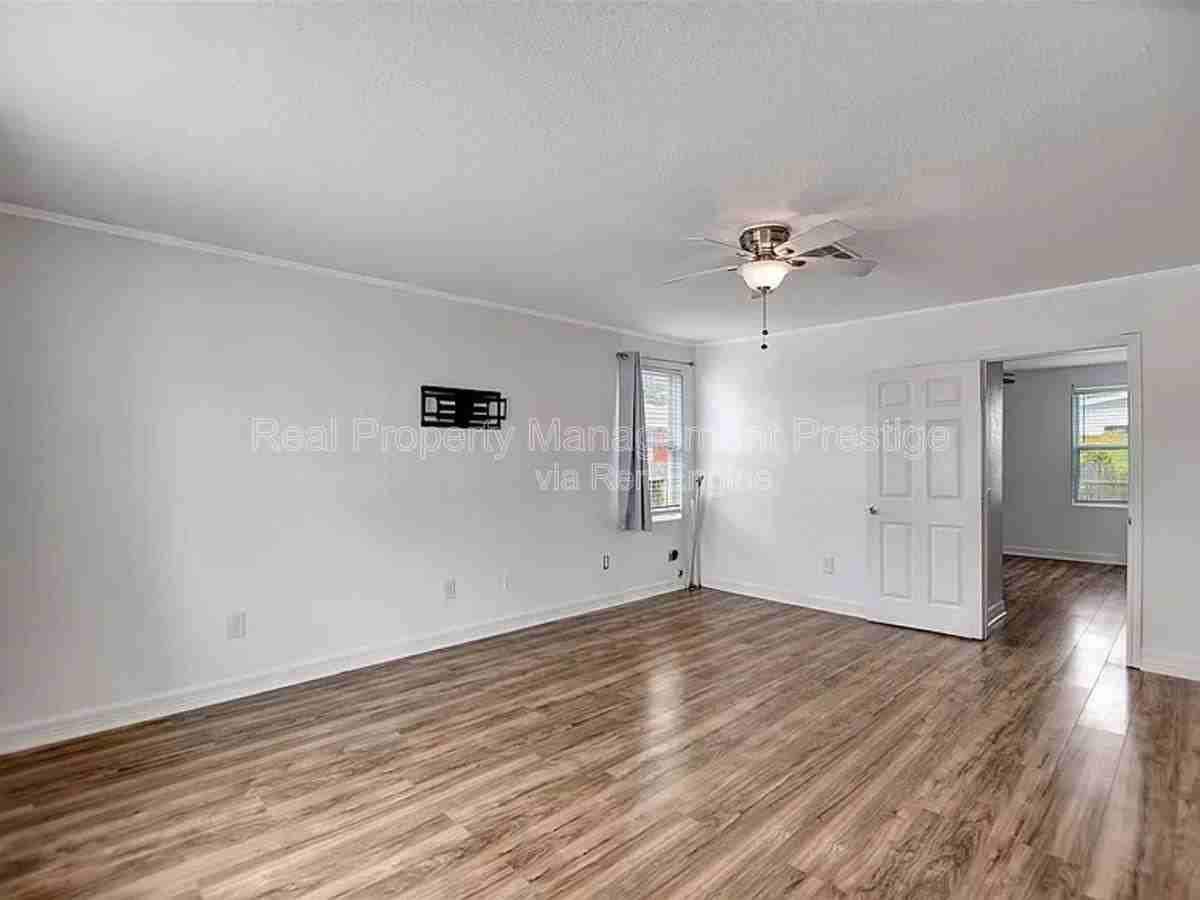 5309 Perry Ave - Photo 3 of 8