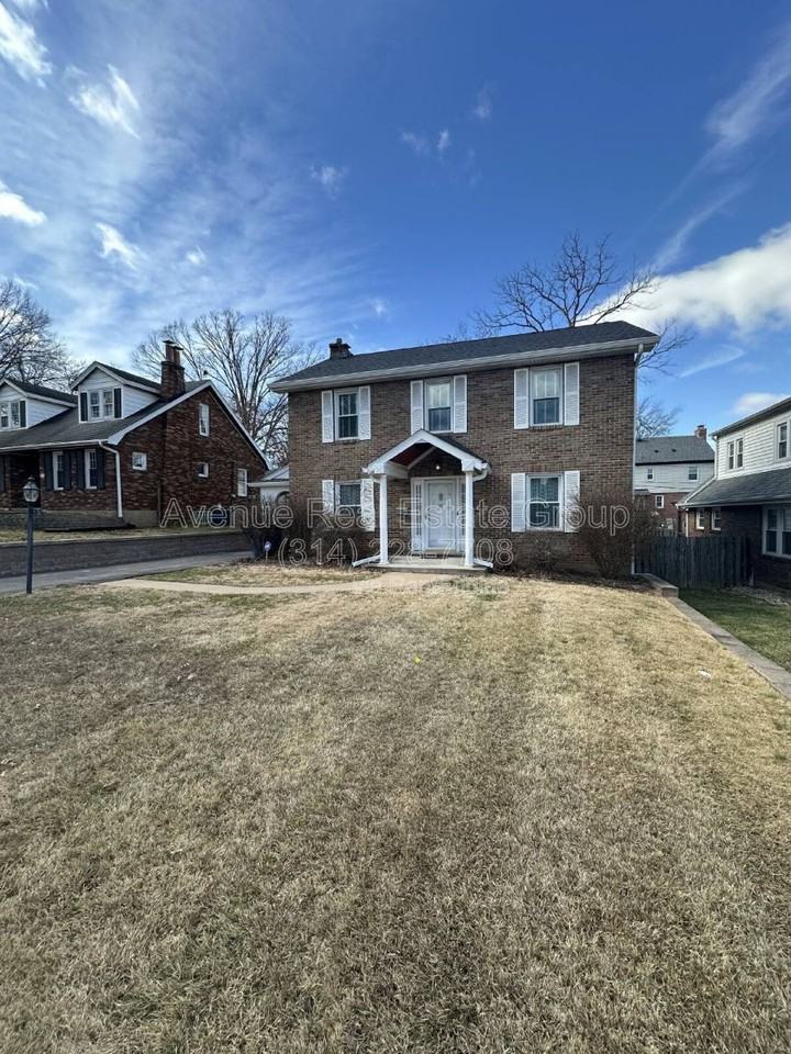 19 Hardith Hill Ct - Photo 2 of 10