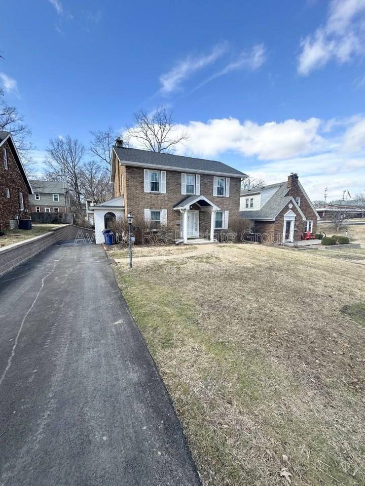 19 Hardith Hill Ct - Photo 3 of 10