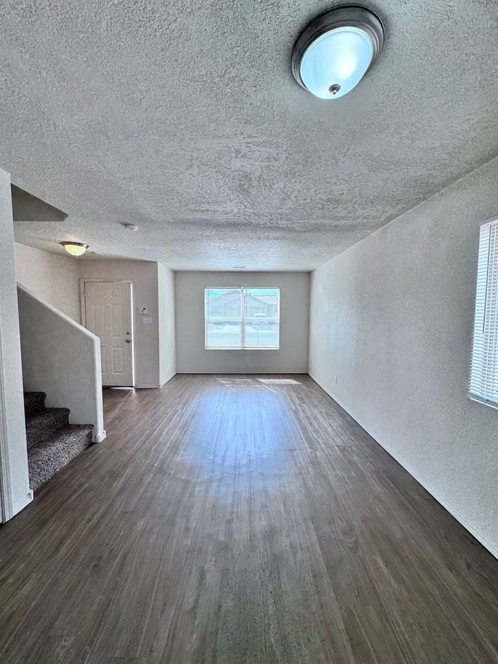 810 Purple Aster Ave Sw - Photo 2 of 19
