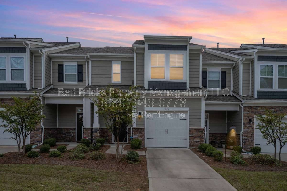 630 Cypress Glen Ln - Photo 2 of 10