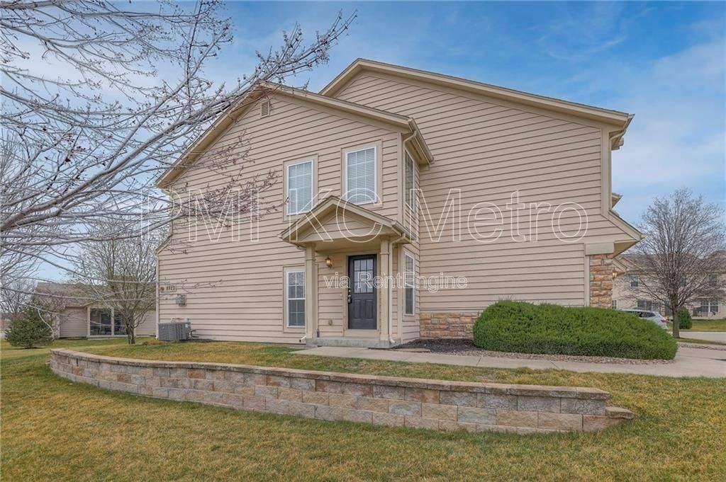 8921 Inkster St - Photo 2 of 10
