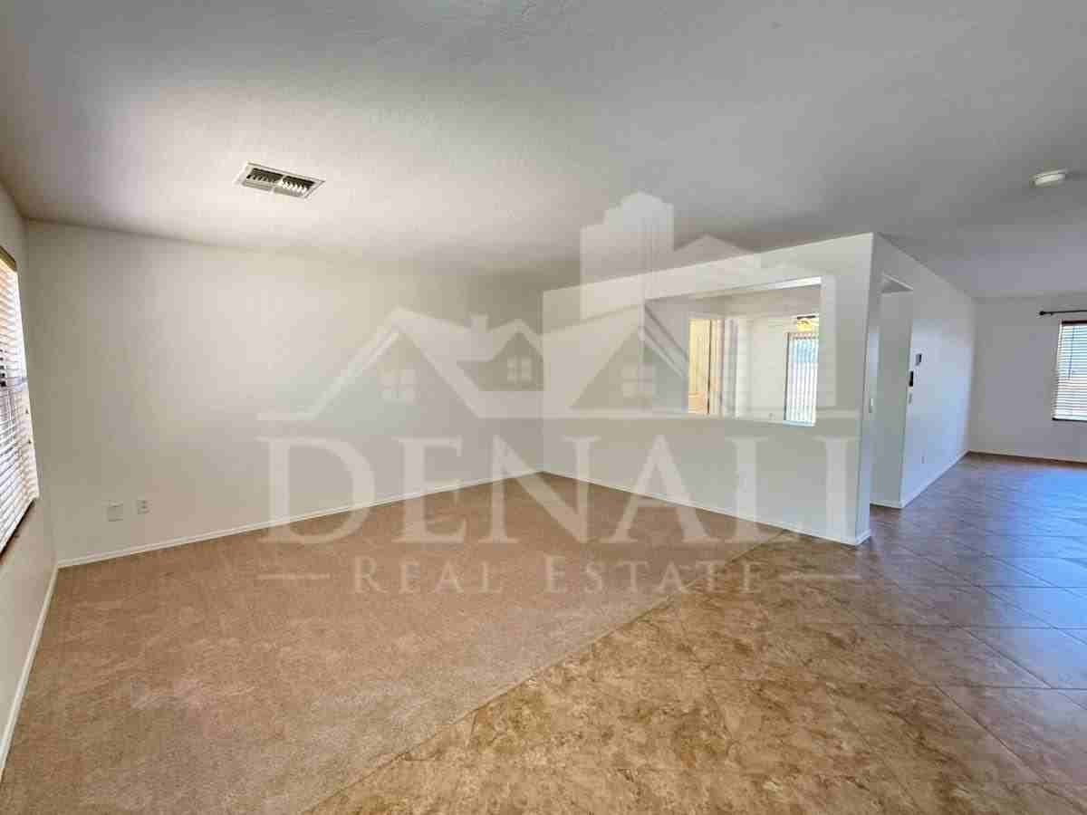 3771 E Betsy Ln - Photo 3 of 10