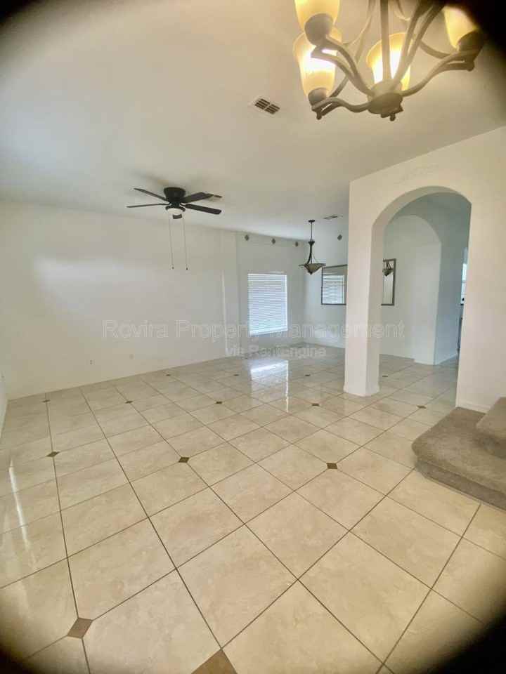 1690 Big Oak Ln - Photo 2 of 10