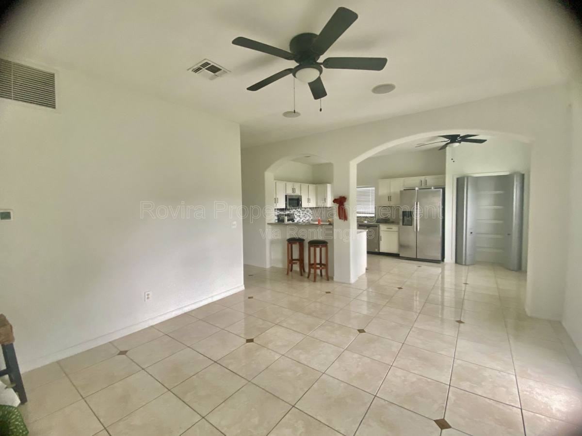 1690 Big Oak Ln - Photo 3 of 10