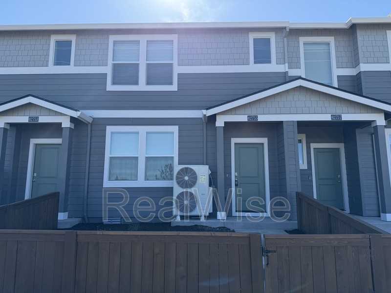 62755 Eagle Rd - Photo 2 of 46