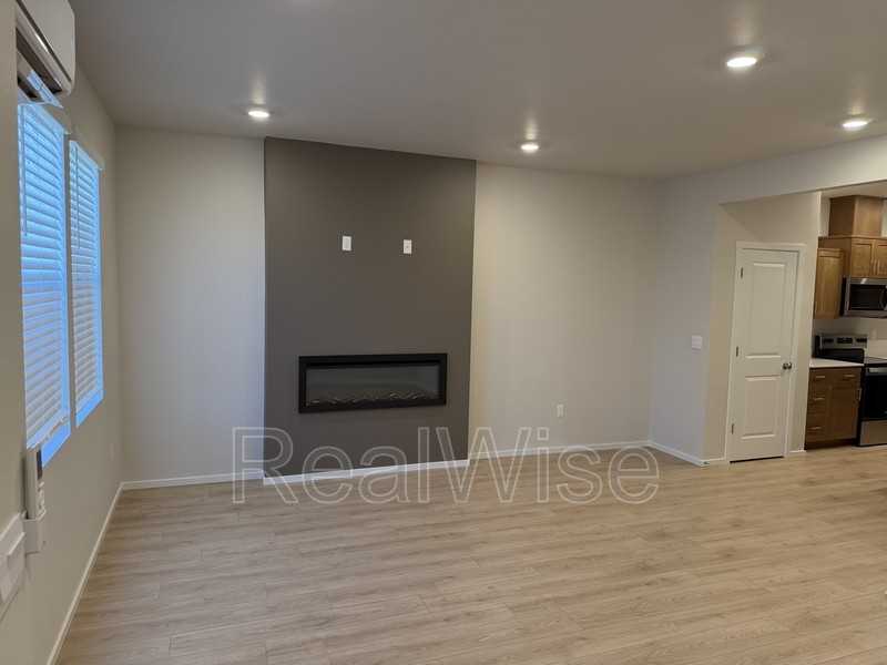 62755 Eagle Rd - Photo 4 of 46