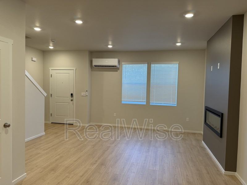 62755 Eagle Rd - Photo 5 of 46
