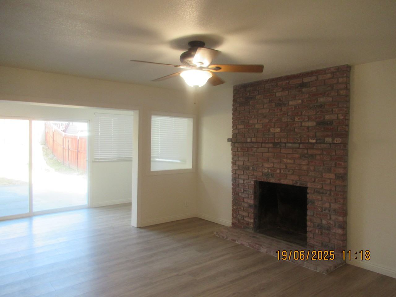 5523 Portola Cir - Photo 6 of 28