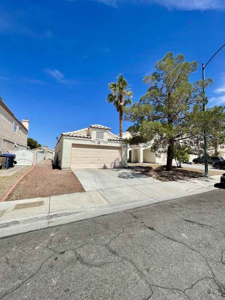 1416 Astronomy Cir