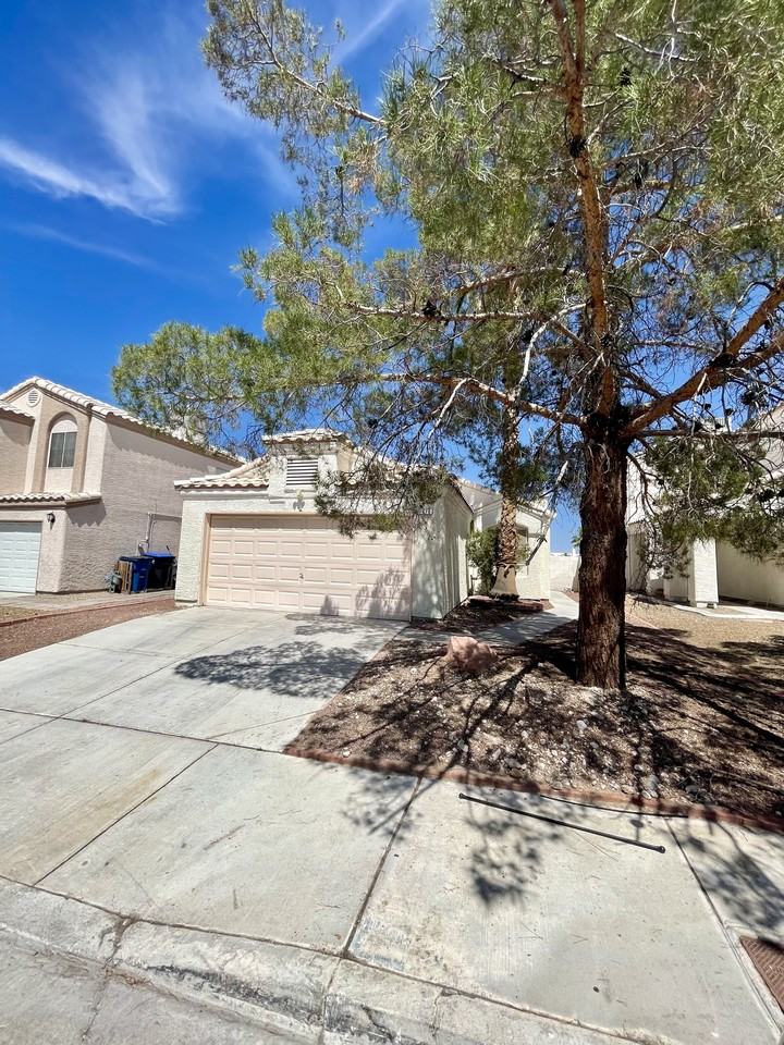 1416 Astronomy Cir - Photo 2 of 18