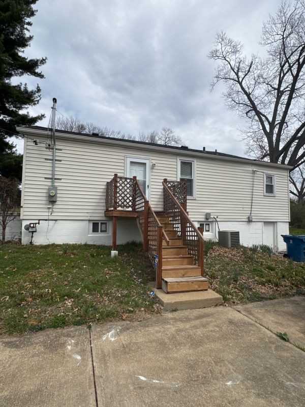 1820 Spencer Ave - Photo 2 of 10