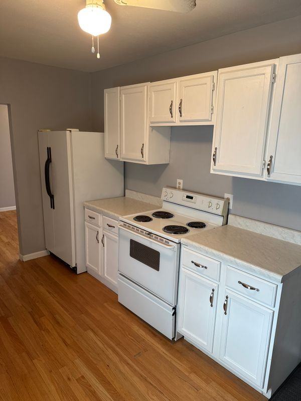 1820 Spencer Ave - Photo 4 of 10
