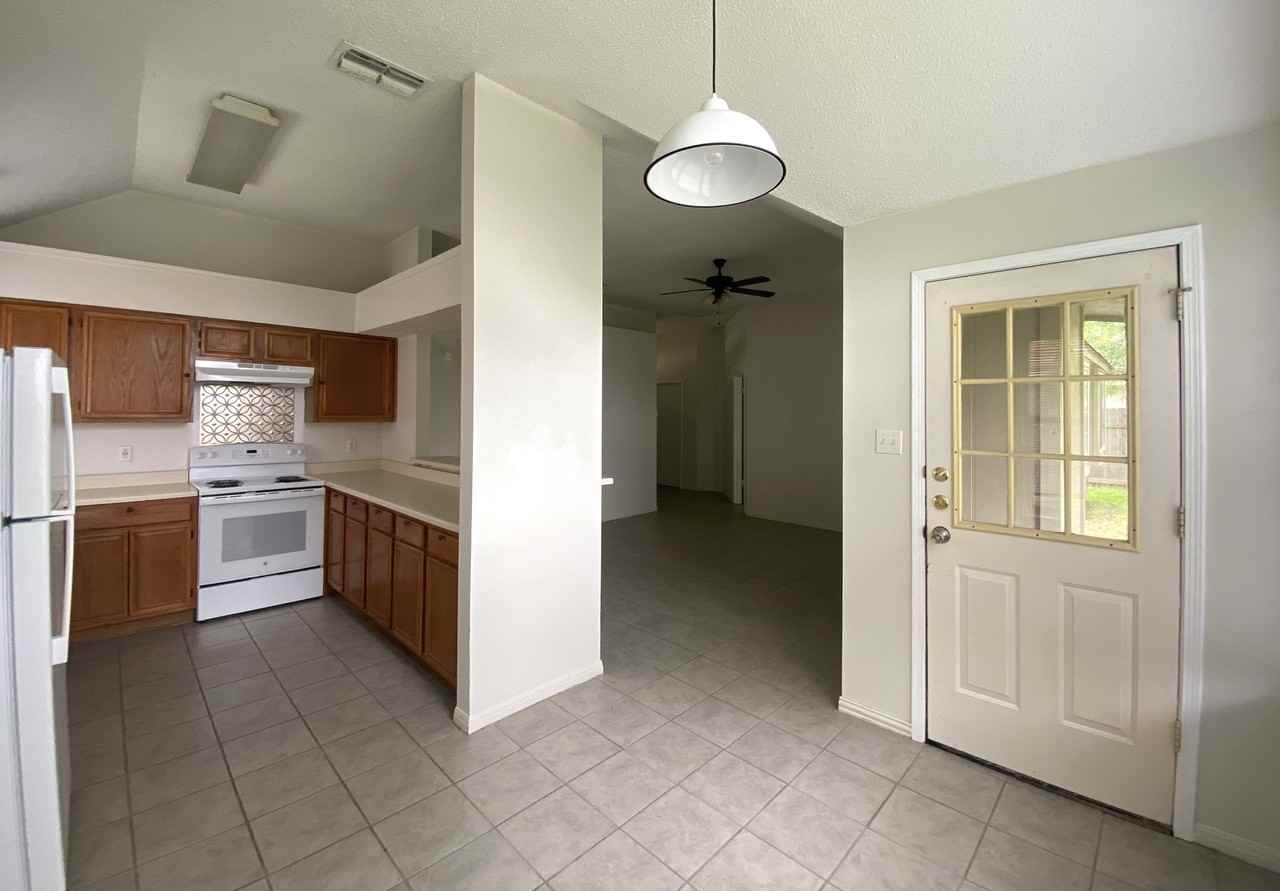 2707 Starling Dr - Photo 6 of 18