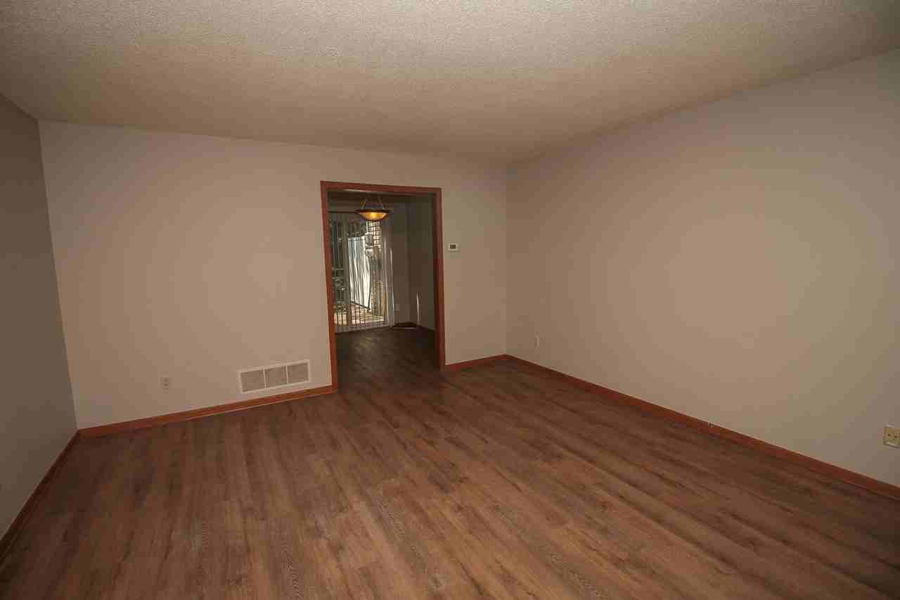 3524 County Road 101 - Photo 3 of 10