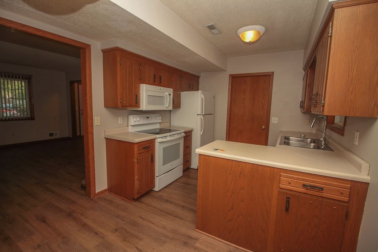 3524 County Road 101 - Photo 5 of 10