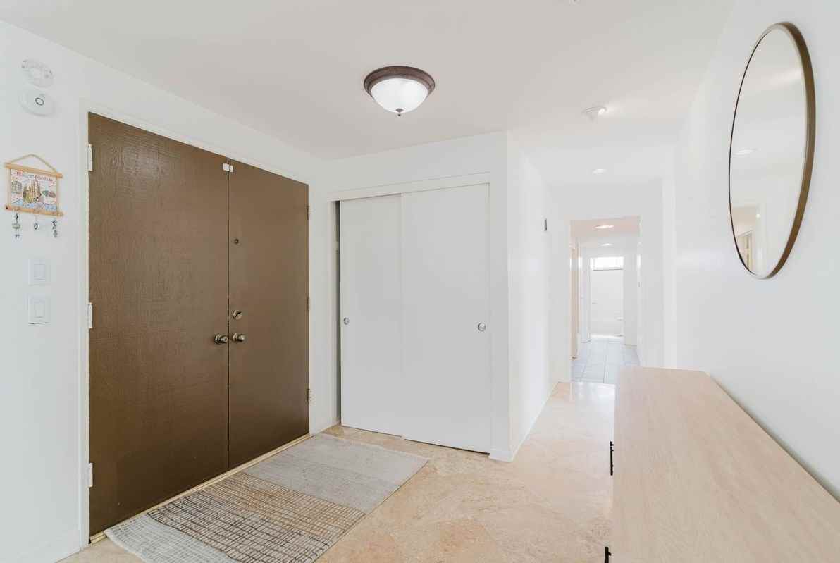 906 Whitehaven Ter - Photo 3 of 48