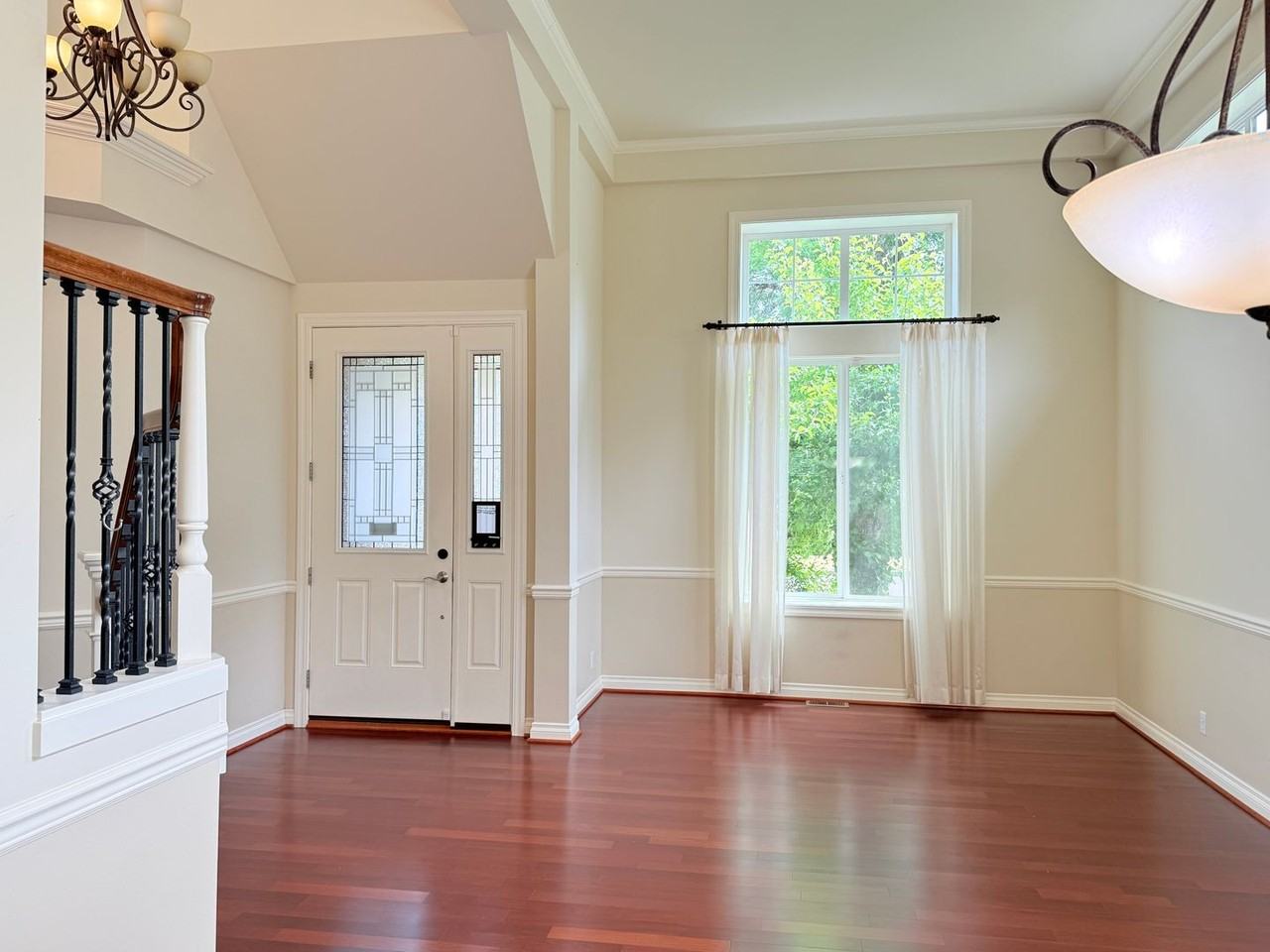 14715 77th Pl Ne - Photo 3 of 33