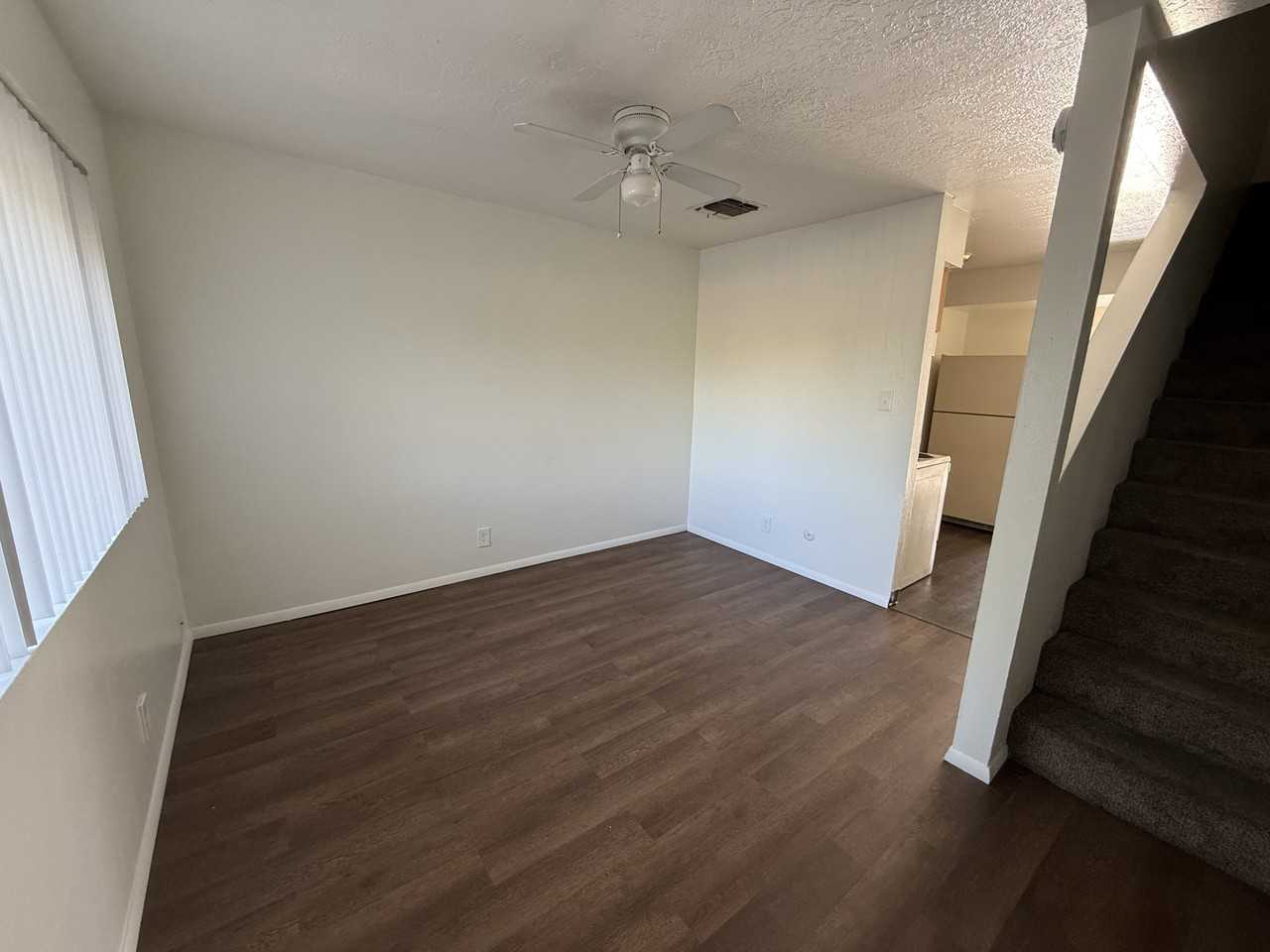 612 Morris St Ne - Photo 3 of 30