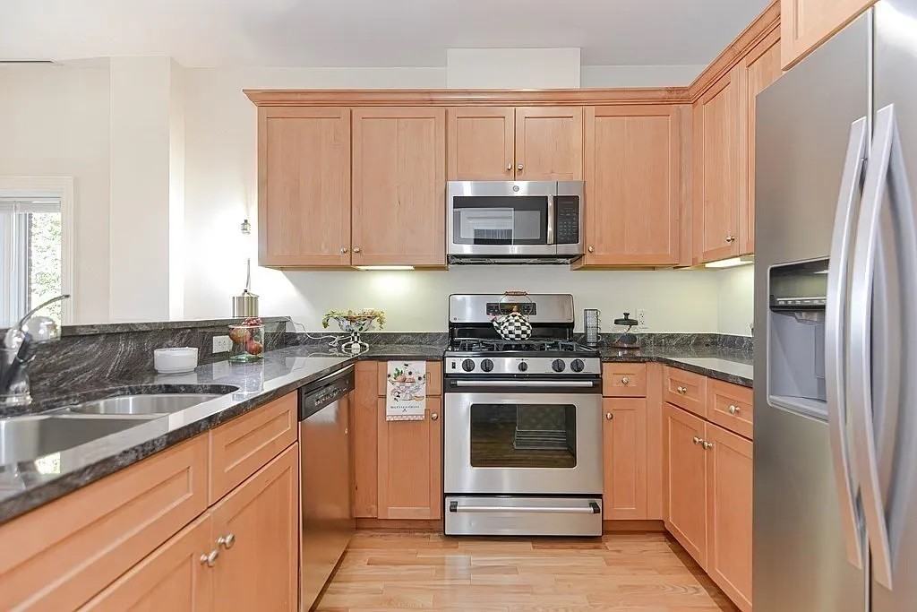 630 Hammond St - Photo 2 of 2