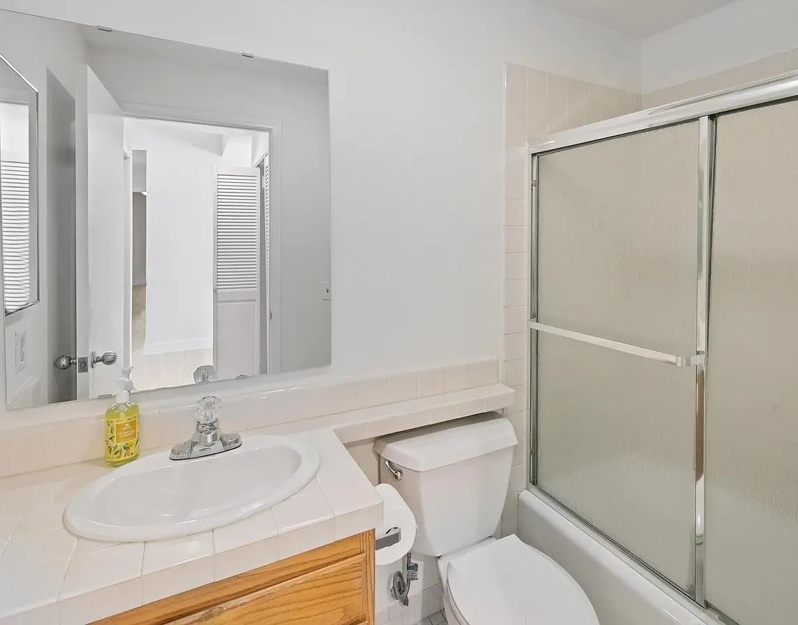 4281 Lowell St - Photo 4 of 7