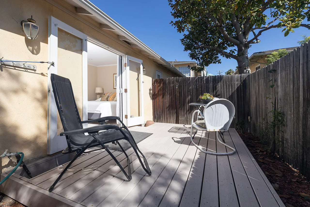 126 W Calle Crespis #6 - Photo 3 of 4