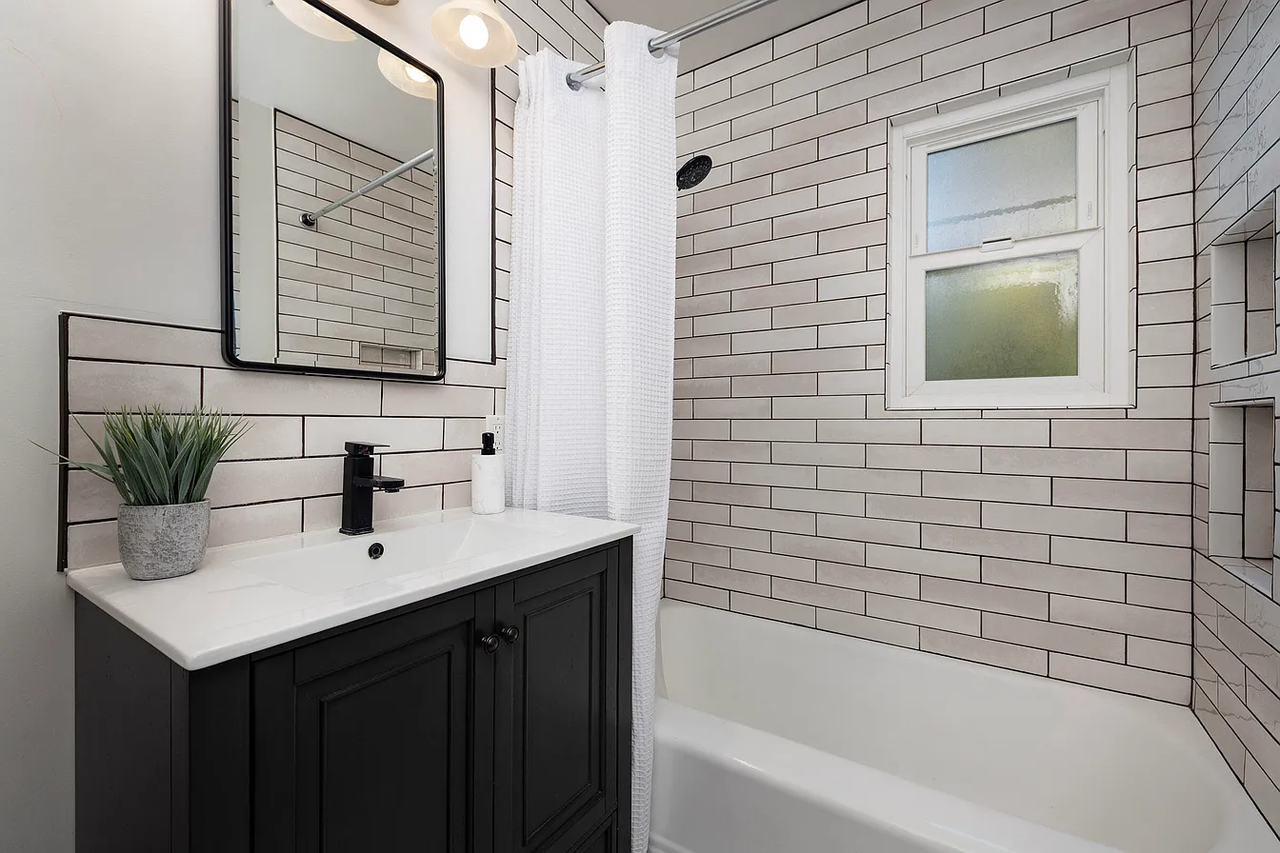 126 W Calle Crespis #6 - Photo 4 of 4