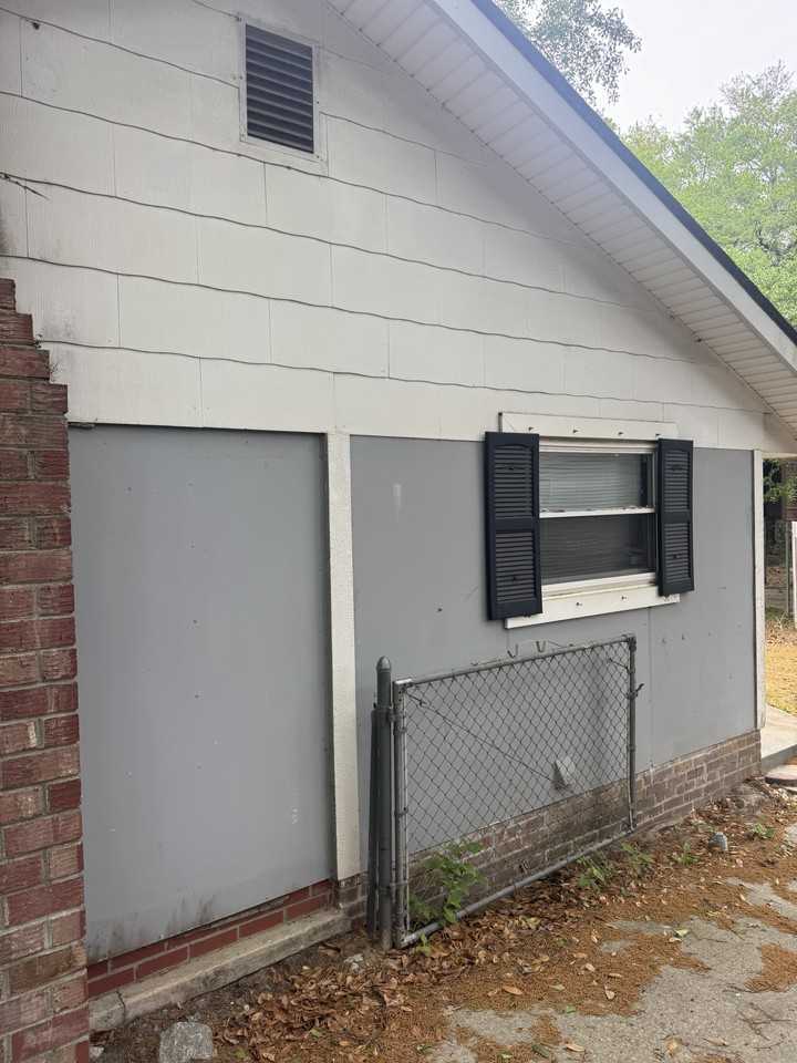 5902 Park St - Photo 2 of 13