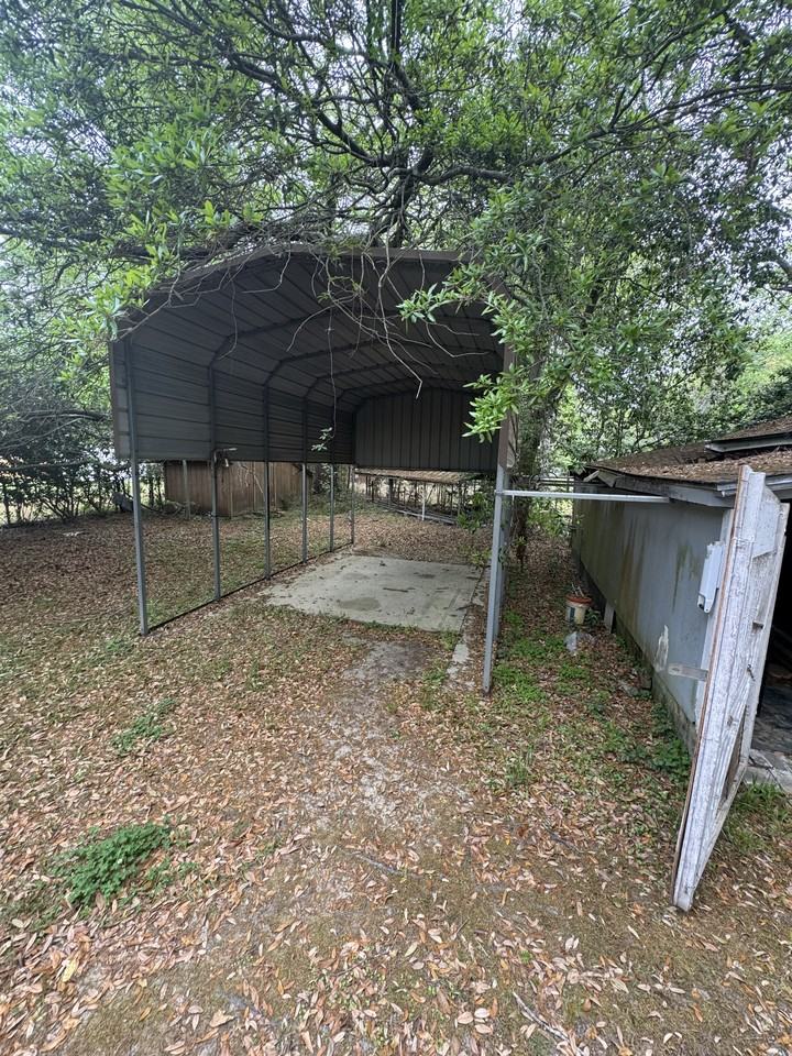 5902 Park St - Photo 5 of 13