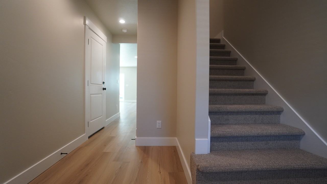 332 Boots Ln - Photo 3 of 27