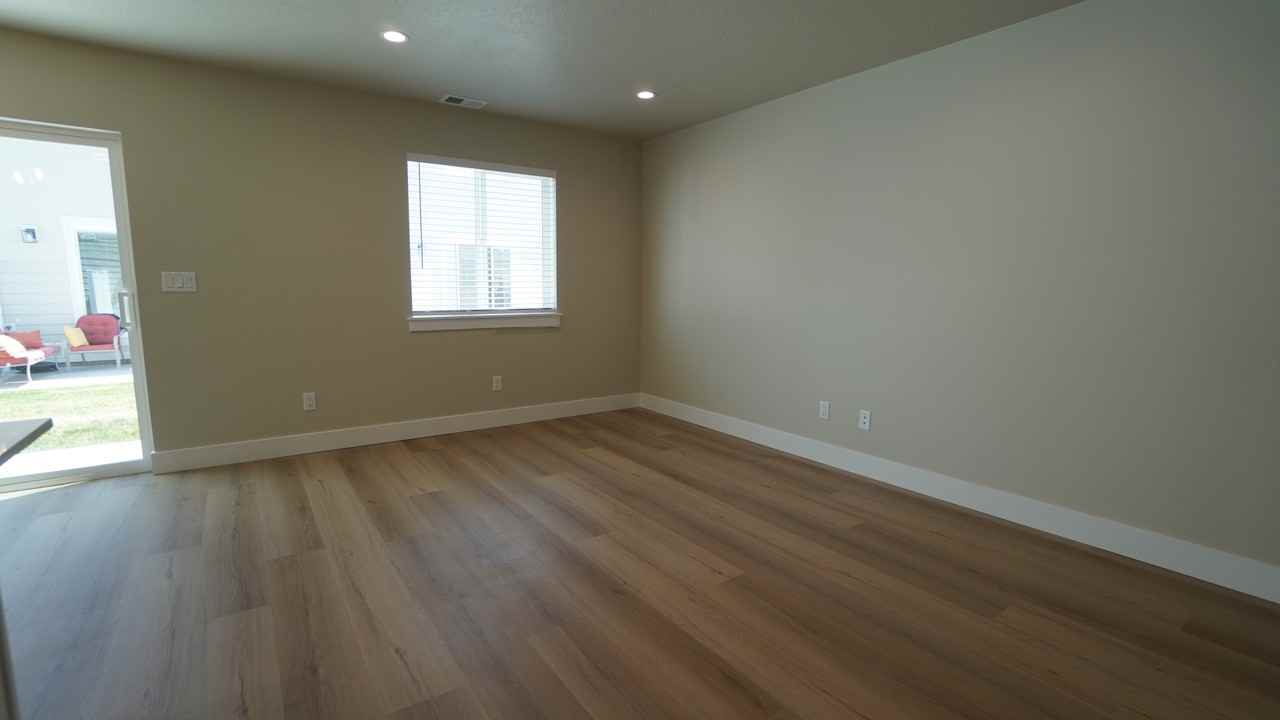 332 Boots Ln - Photo 7 of 27