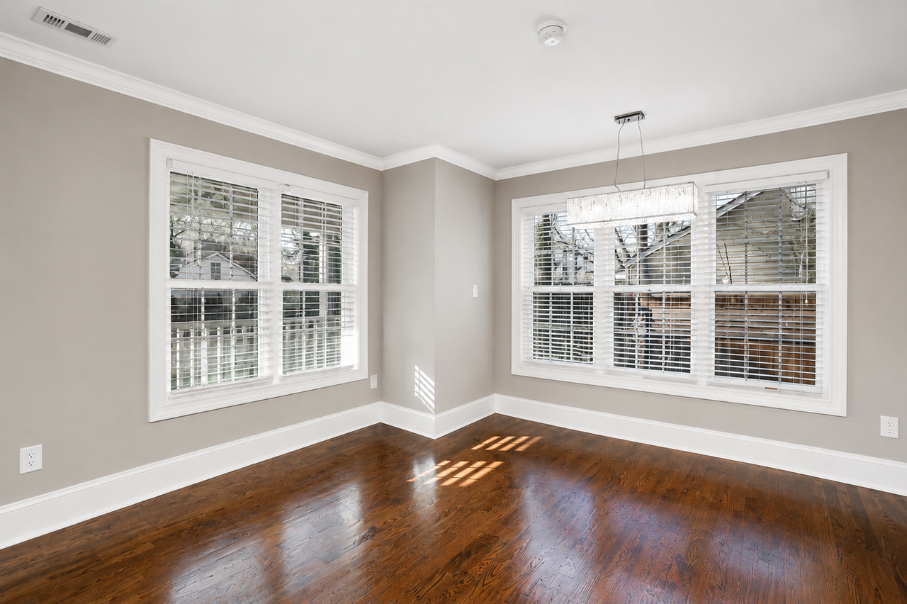 2511 Yadkin Ave - Photo 5 of 16