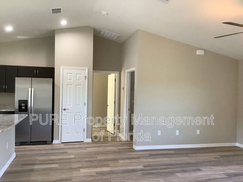 139 Pine Crse - Photo 5 of 32