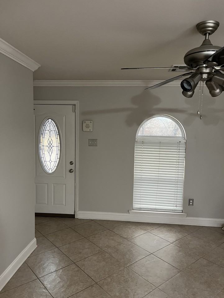 3606 Pakenham Dr #3606 - Photo 6 of 7