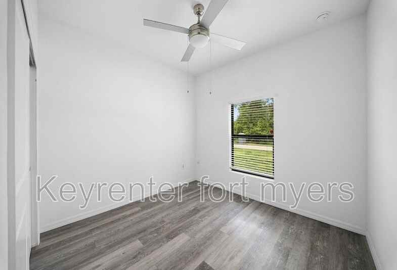 4716 29th St Sw - Photo 5 of 29