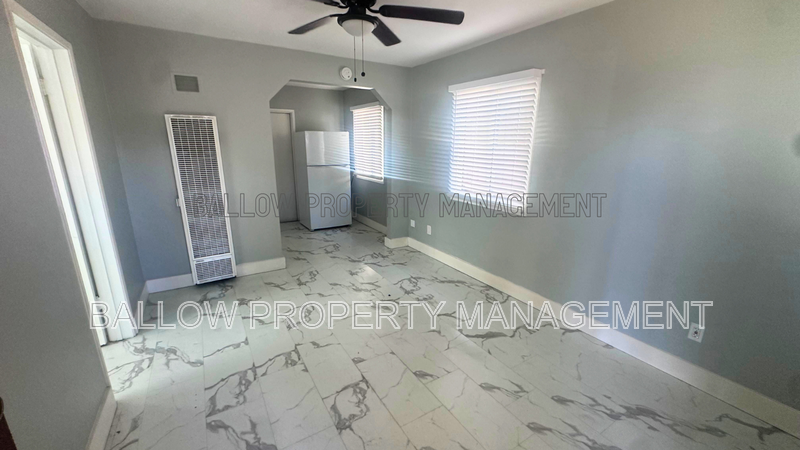2141 E 16th St - Photo 2 of 5