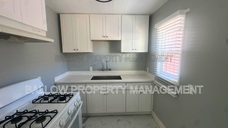 2141 E 16th St - Photo 5 of 5