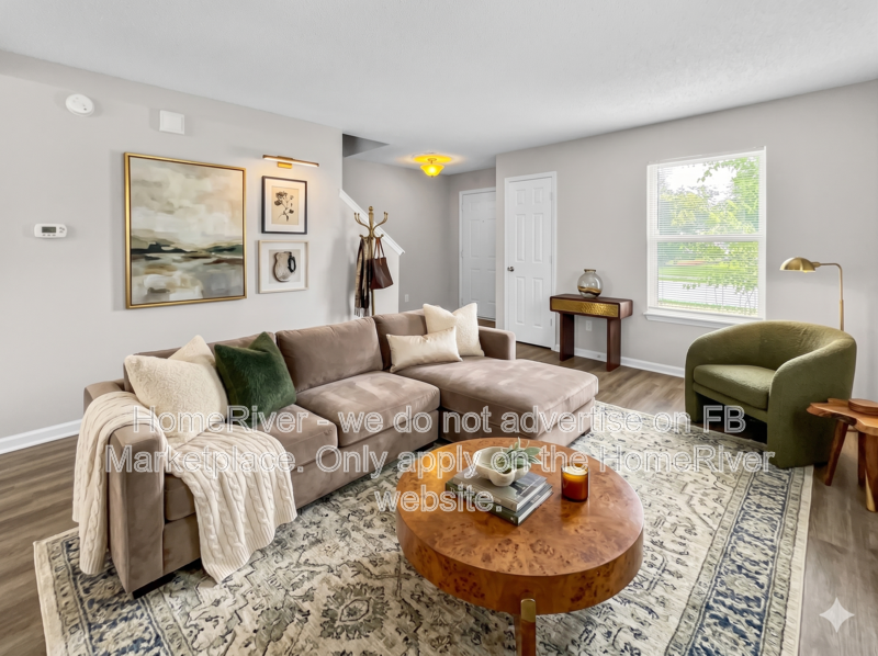 10940 Daylight Dr - Photo 2 of 27