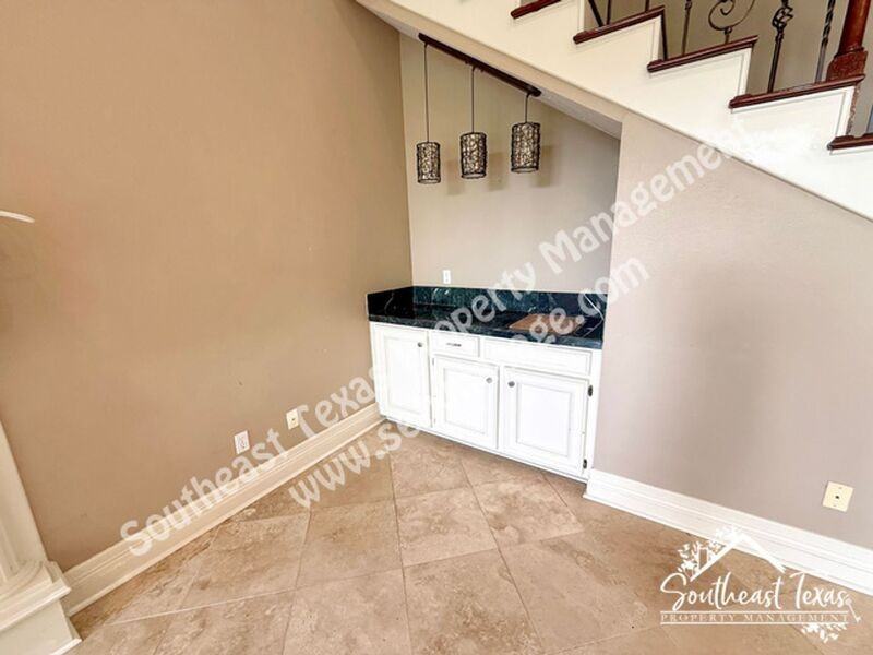 4980 Littlewood Dr - Photo 6 of 32