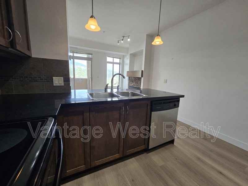 201 Carrington Ridge 3635 - Photo 3 of 12