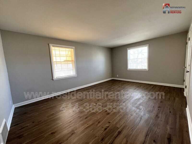 2238 S 82nd St - Photo 7 of 11