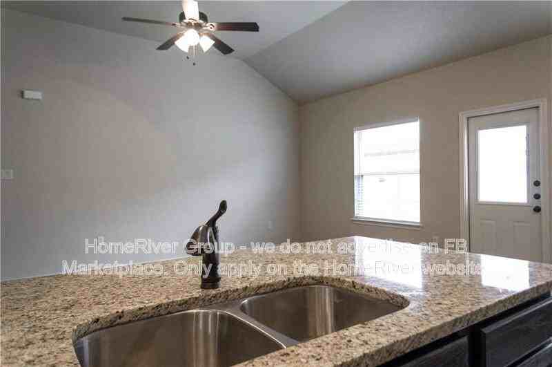 390 Joanne Loop #A - Photo 6 of 19